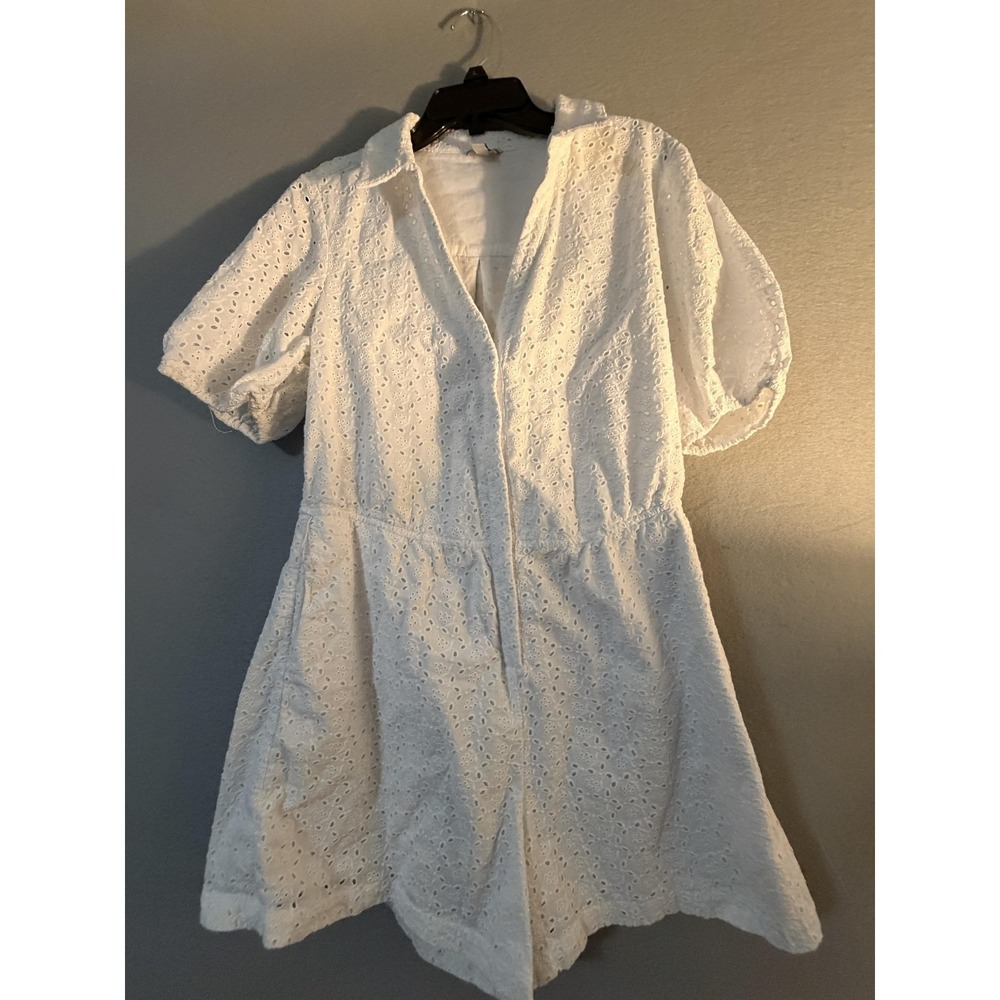 GUESS Romper Womens M White Eyelet Lace Short Sleeve‎ Collared Snap Pockets